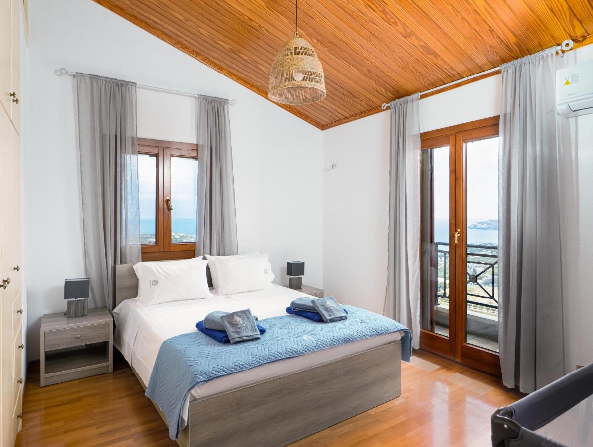 Aura Pine Villa