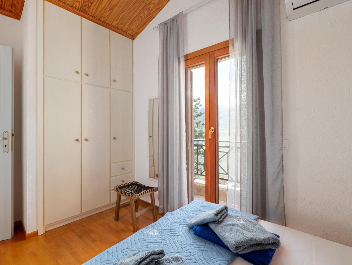 Villa Aura Pine *